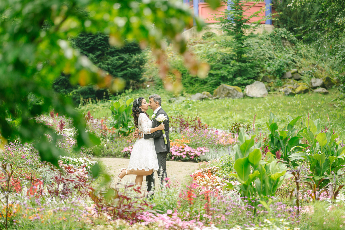 Fotos einer Türkischen Hochzeit in der Freiheitshalle Hof vom Hochzeitsfotografen Thomas Langer für kissweddings.de