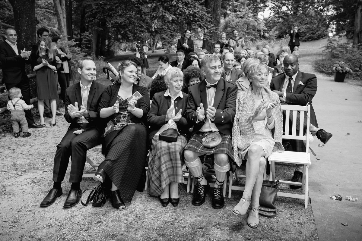 Foto einer Hochzeit im Burgwaldhof bei Neuburg an der Donau. Fotos: www.Kissweddings.de